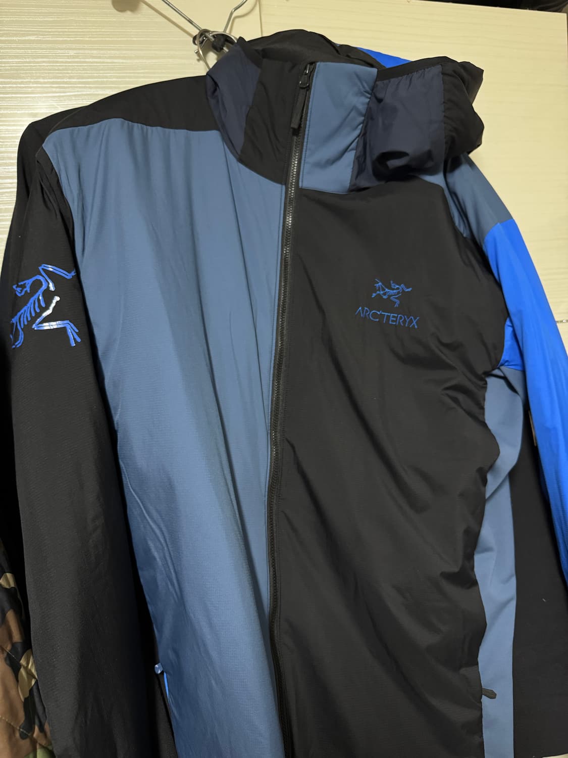 아크테릭스 x 빔즈 아톰 LT 후디 보로 블루 상품이미지6