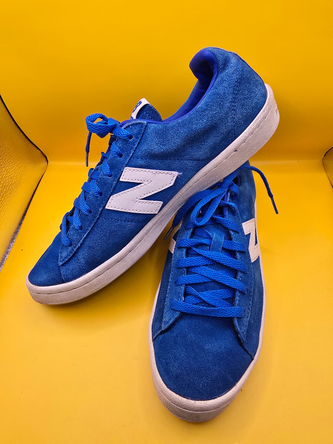 뉴발란스 스니커즈 270 상품이미지1