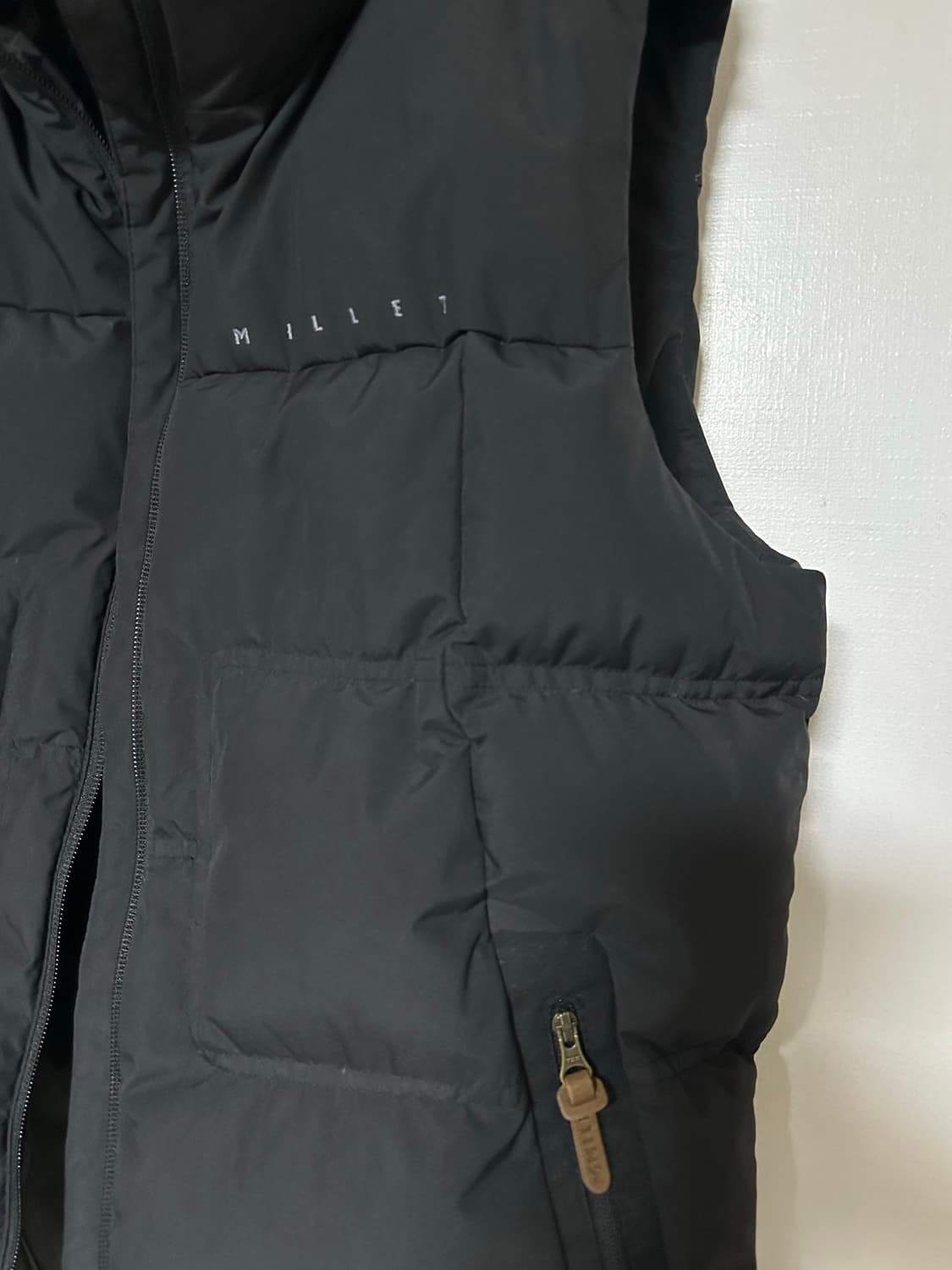밀레 블랙 패딩 조끼 95 사이즈 상품이미지2