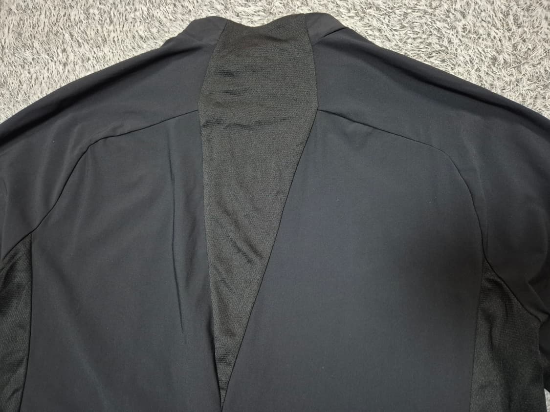 데상트 남성 기능성 냉감 트랙 자켓 105 상품이미지5