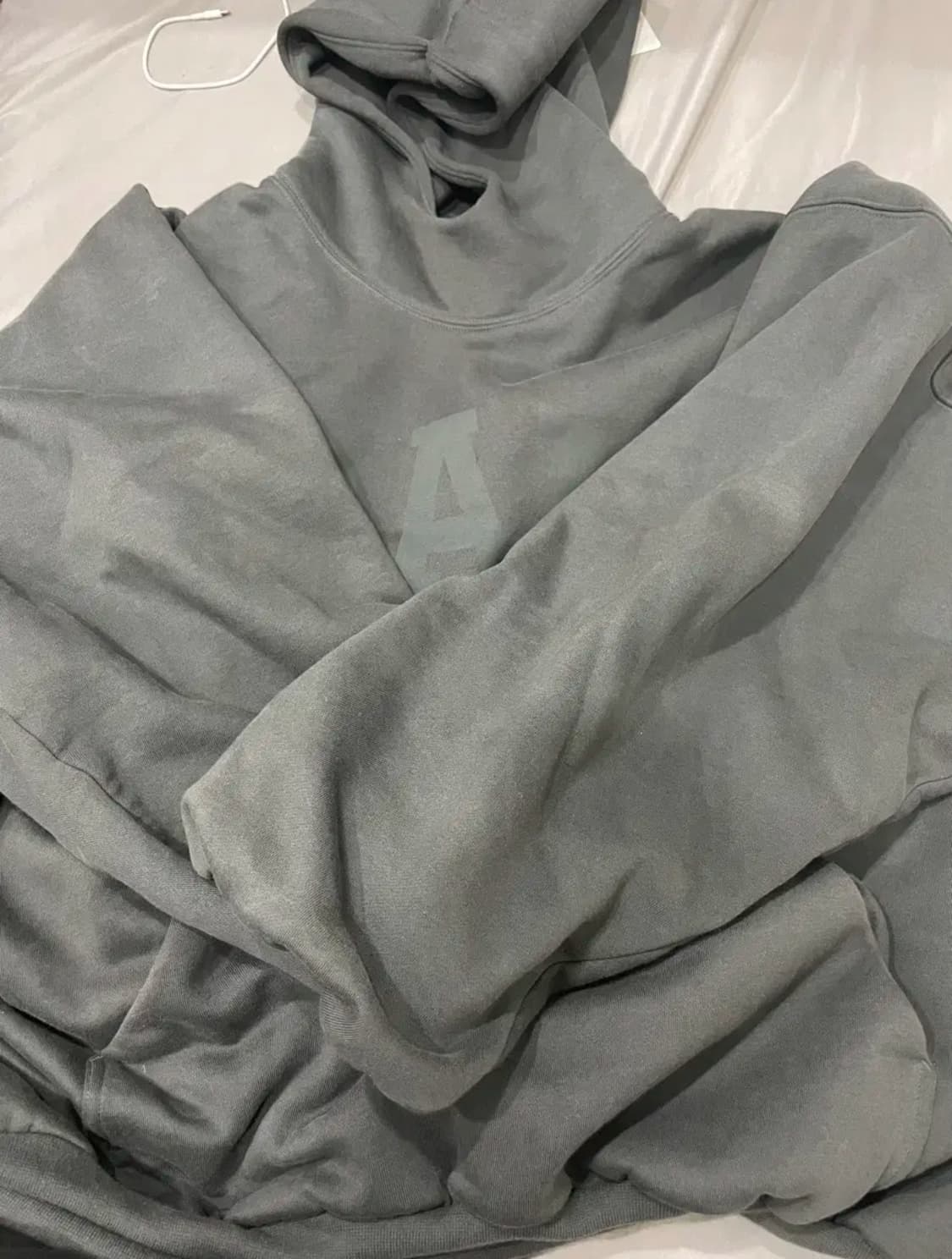 이지 갭 발렌시아가 도브 후드 블랙 L 팝니다 상품이미지2