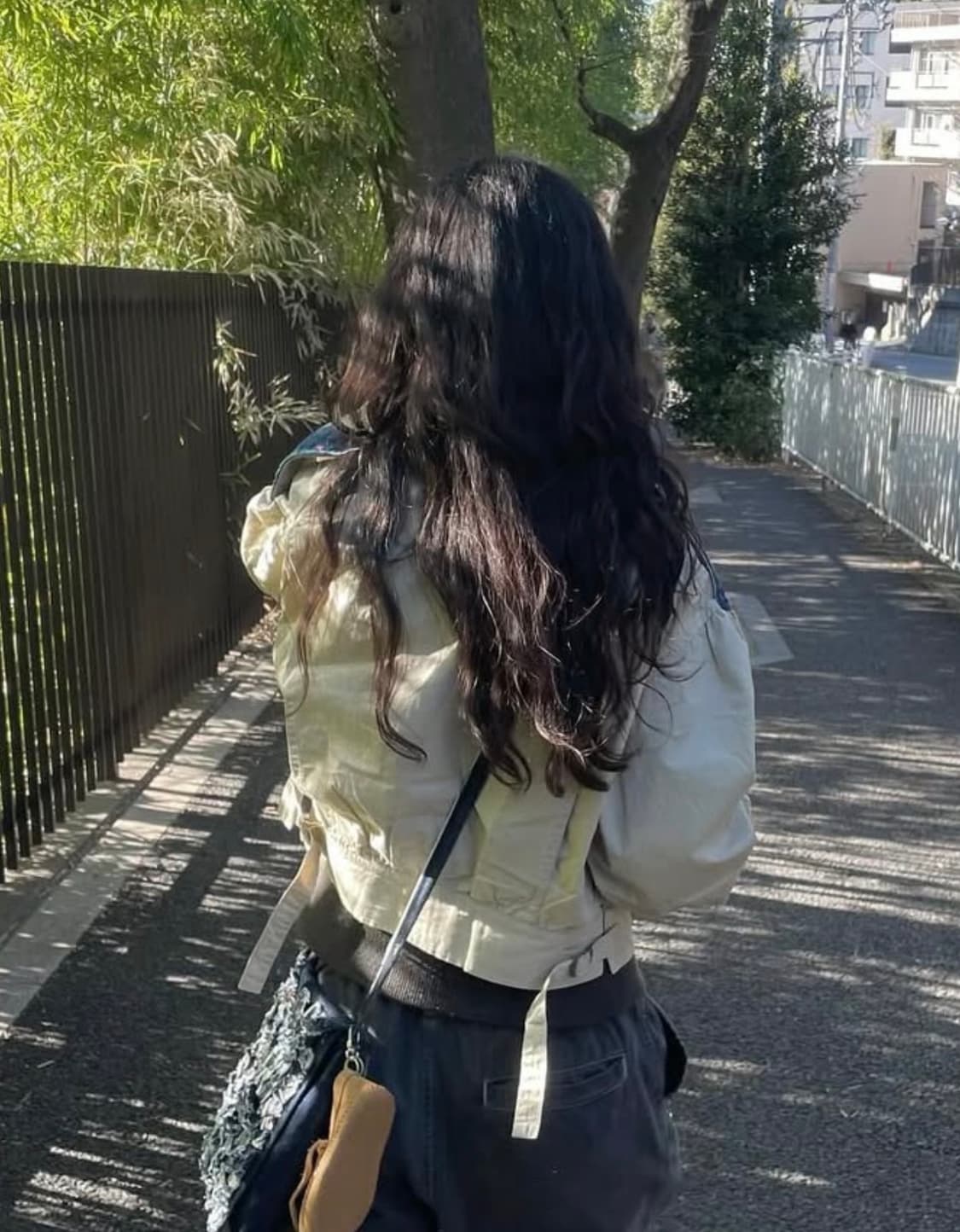 캐피탈 스마일 단추 크롭 셔츠 자켓 상품이미지3