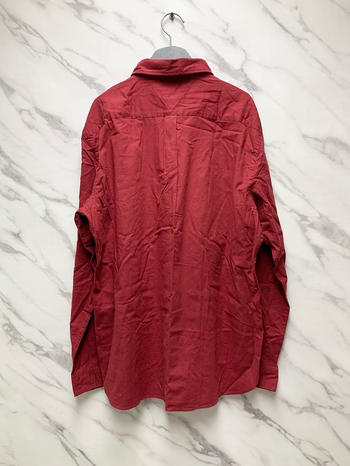 TOMMY HILFIGER 공용 버건디 기본 셔츠 상품이미지3