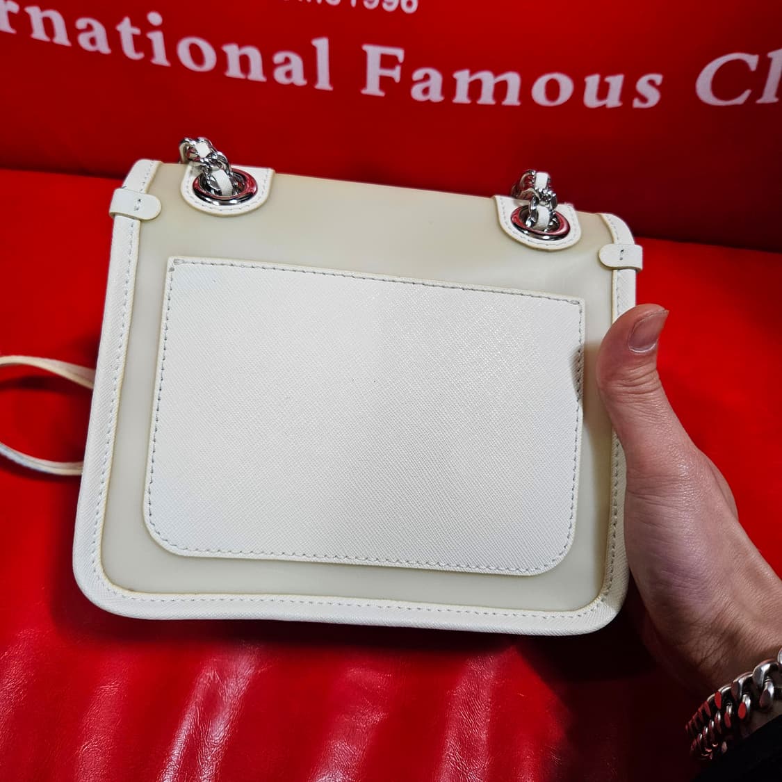 러브캣(LOVCAT) 우레탄 가죽 블럭 화이트 미니 체인백 상품이미지4