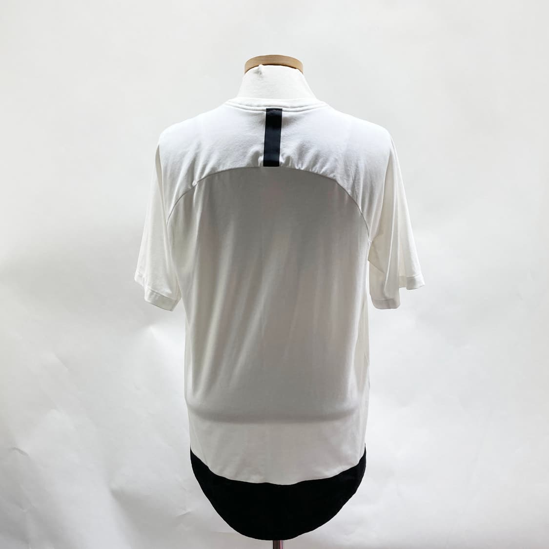 나이키 남성캐주얼반팔 90 상품이미지3