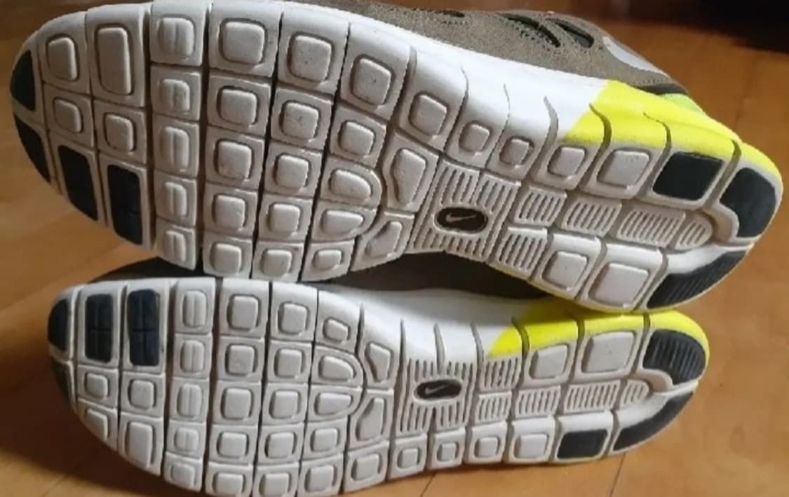 나이키 프리런2 스니커부츠 브라운 볼트 270 상품이미지7