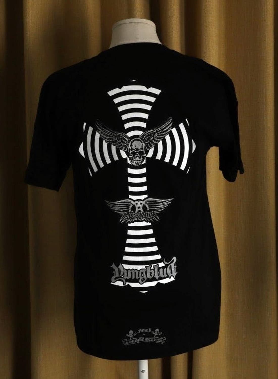 크롬하츠 포티 x 영블러드 x 에어로스미스 크로스 숏슬리브 티셔츠 블랙 상품이미지2