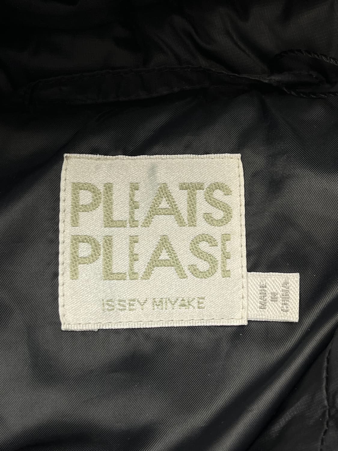 이세이 미야케 13f/w 플리츠 플리즈 다운 자켓 상품이미지8