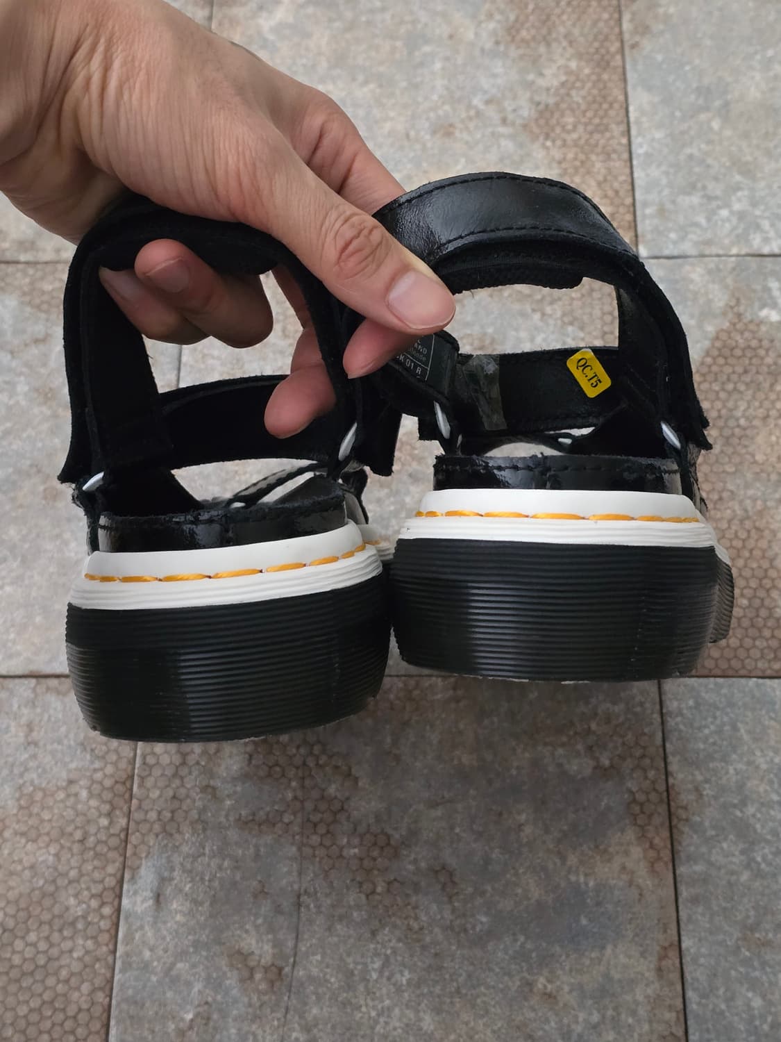 (220)닥터마틴 ltt 블랙 샌들  상품이미지9