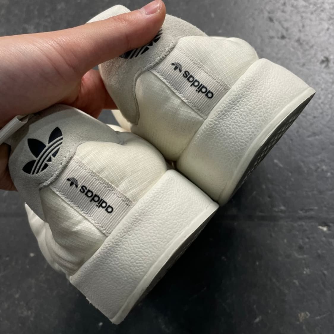 285 아디다스 퍼피렛 패딩슈즈  상품이미지4