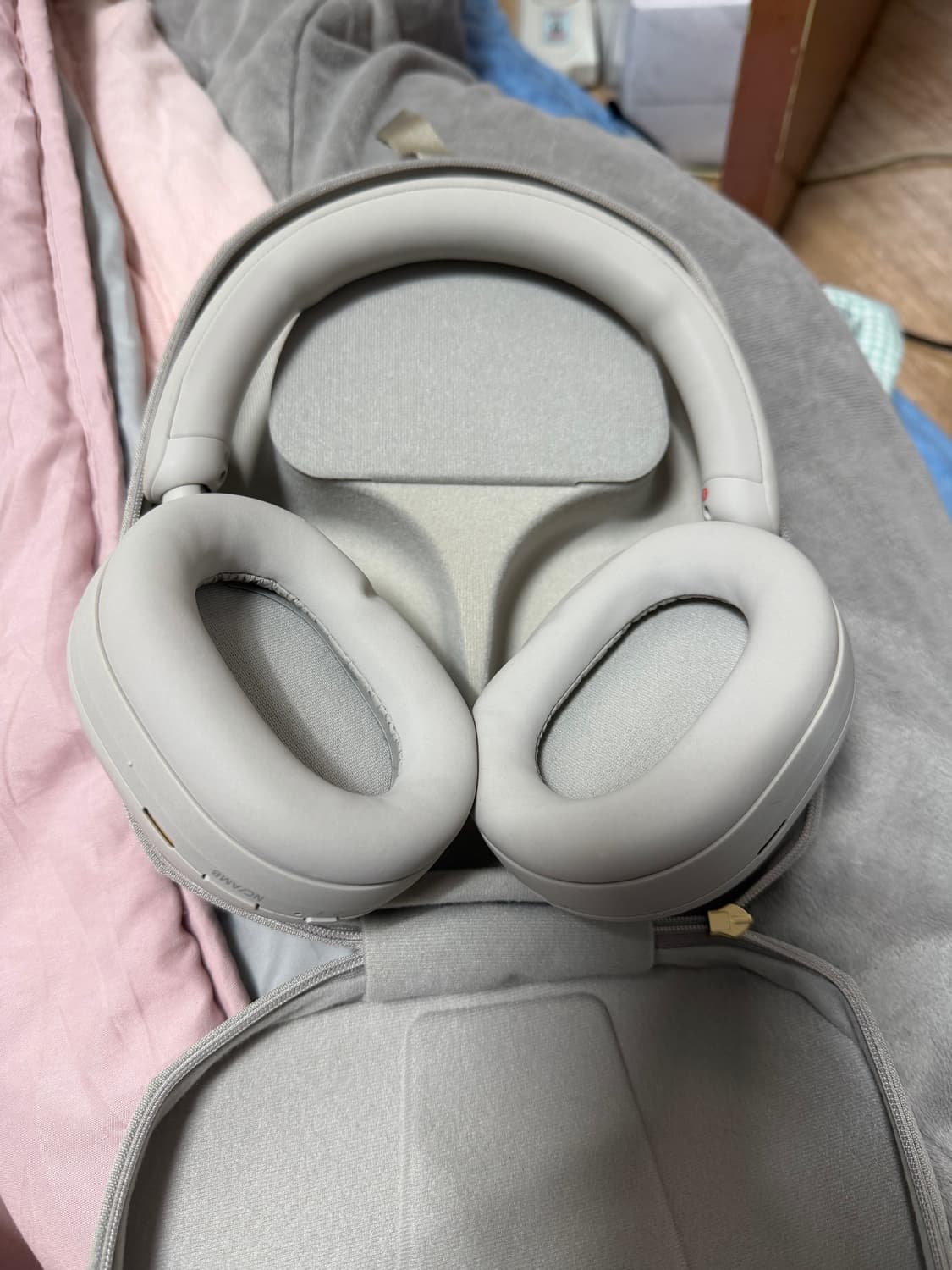 소니 헤드셋  wf 1000xm5 상품이미지3