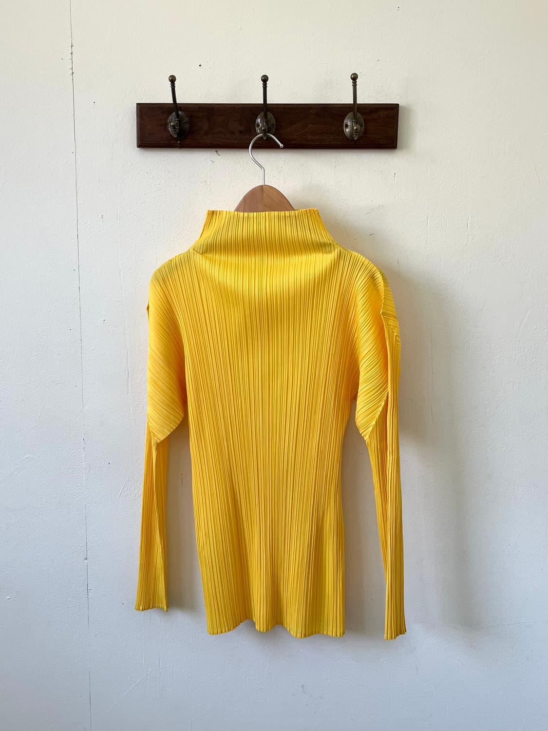 PLEATS PLEASE 엘로우 플리츠 탑 상품이미지2
