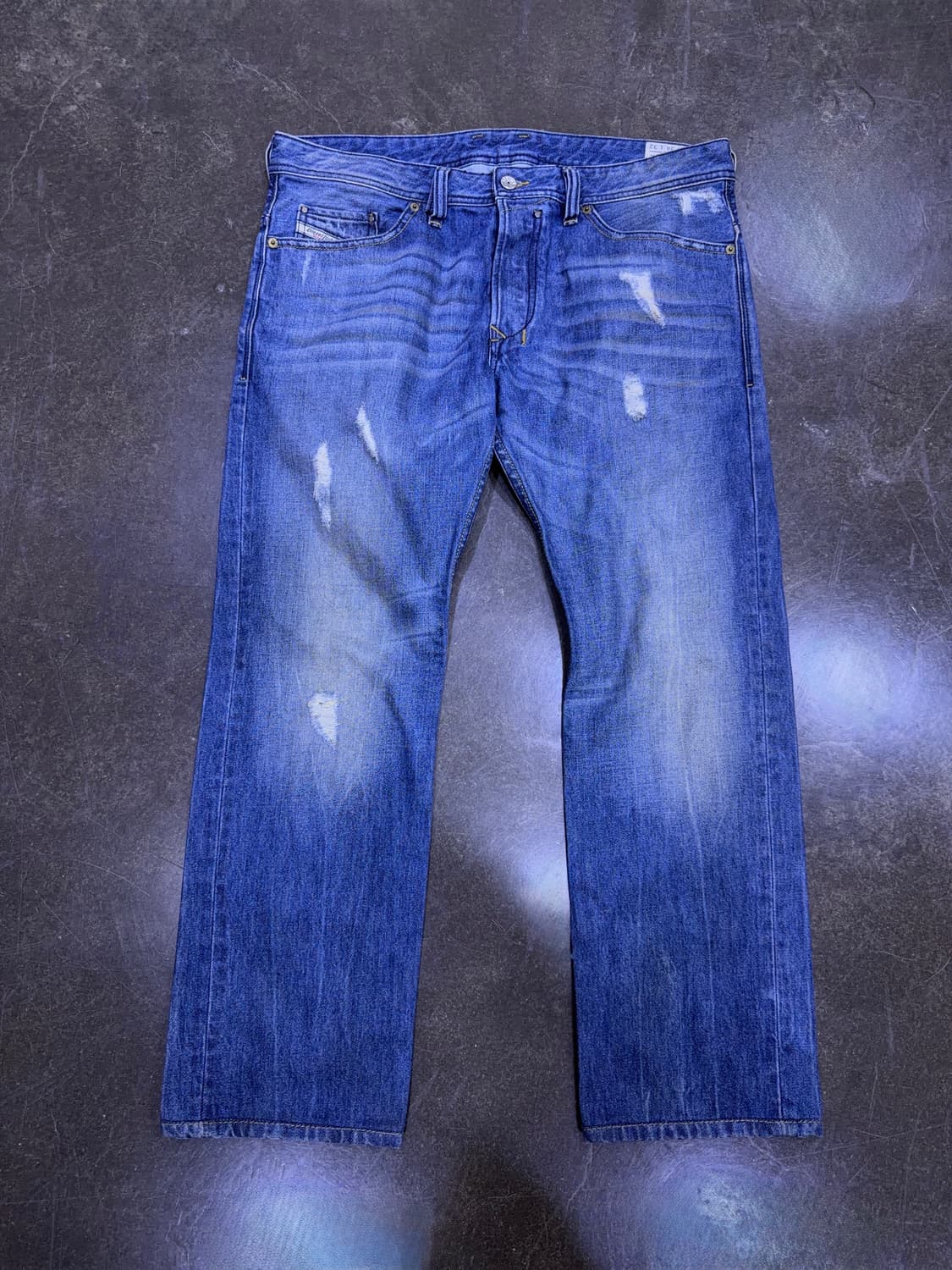 디젤 사파도 레귤러 슬림 스트레이트핏 빈티지 데미지 데님팬츠 34 상품이미지1