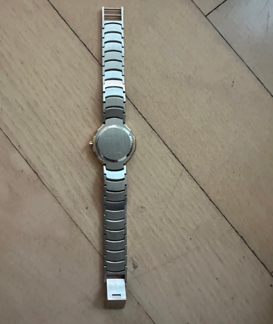 입생로랑YSL 스위스 쿼츠 메탈시계 상품이미지7