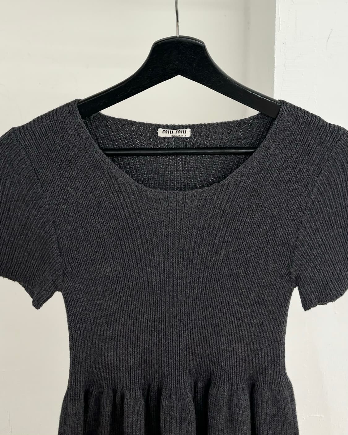 미우미우 울 니트 미니 원피스 상품이미지2