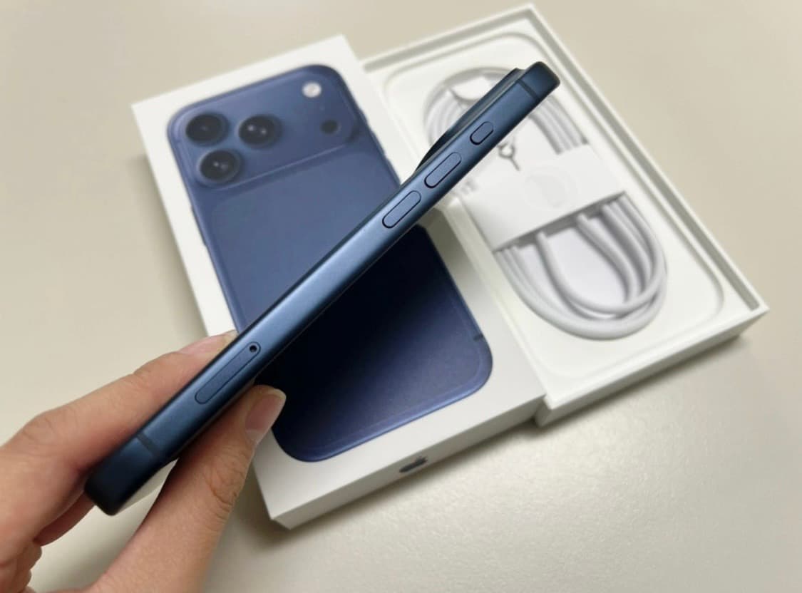 아이폰 17 프로 딥블루 256기가 상품이미지3