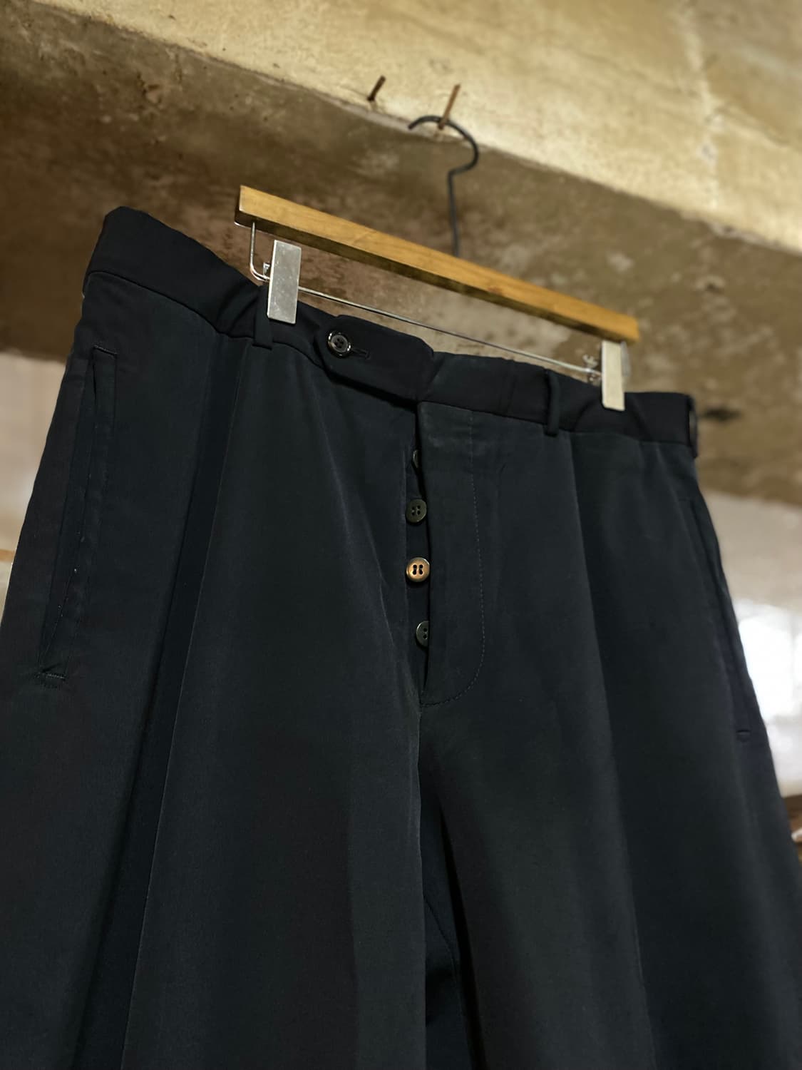 PRADA 프라다 나일론 원단 슬랙스 48(28) 상품이미지3