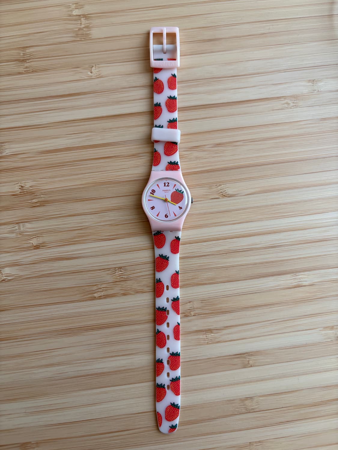 스와치 시계 LP136 딸기 스트로베리 핑크 상품이미지3