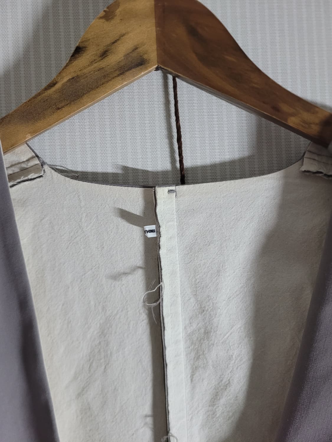 이슈띵스 카라리스 풀오버 상품이미지8