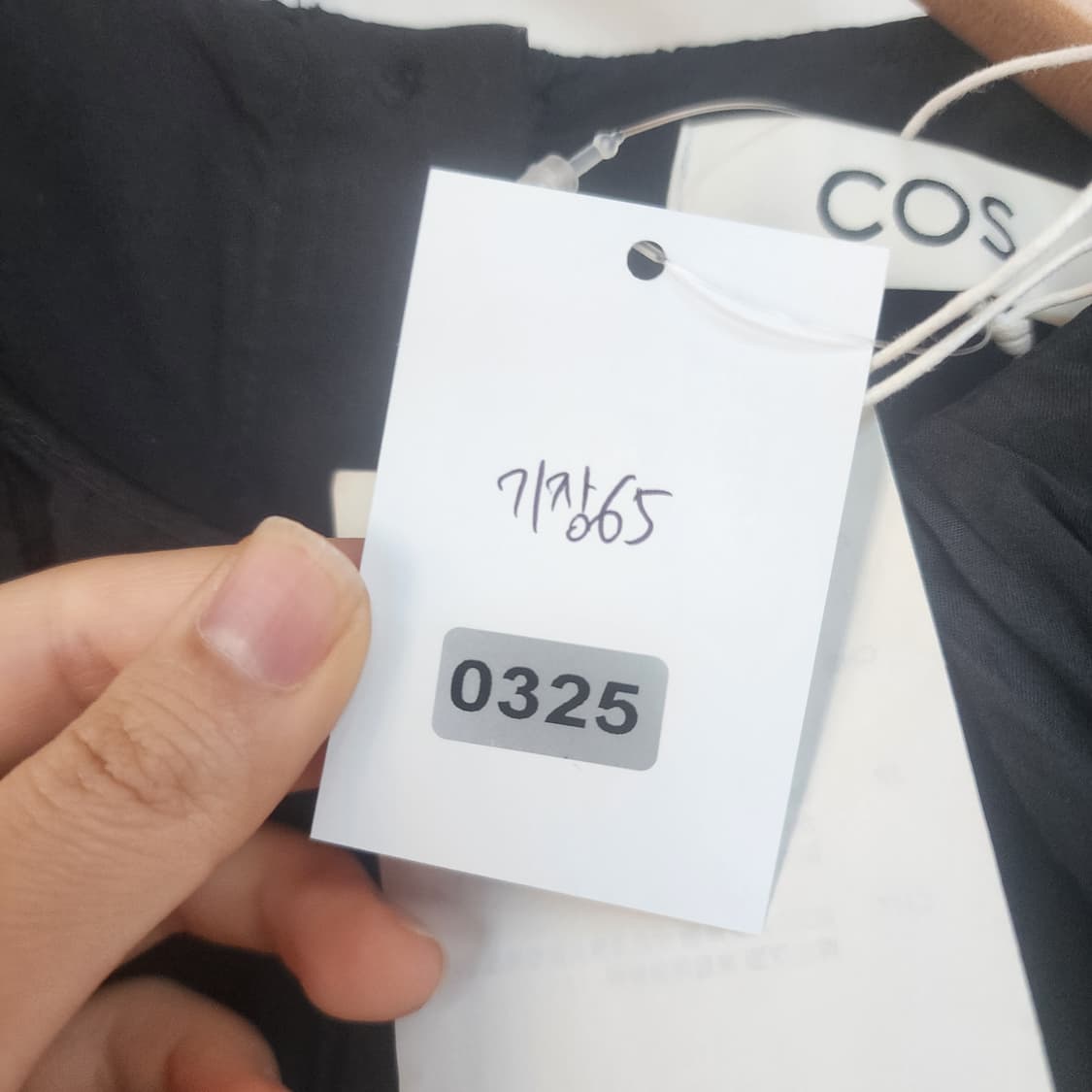 코스 블랙 플리츠 긴팔 블라우스 상품이미지8