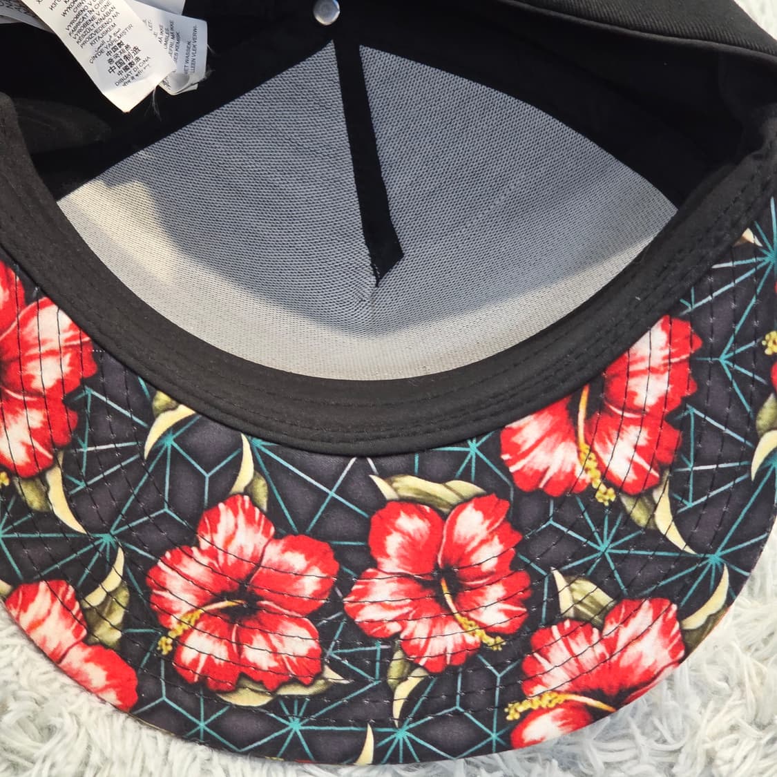 L7-4:DC SHOES 하와이안 플라워 브림 블랙 스냅백(56-59cm 상품이미지7