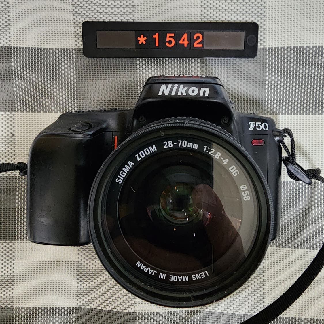 니콘 F 50 필름카메라 35-80 줌렌즈 상품이미지1