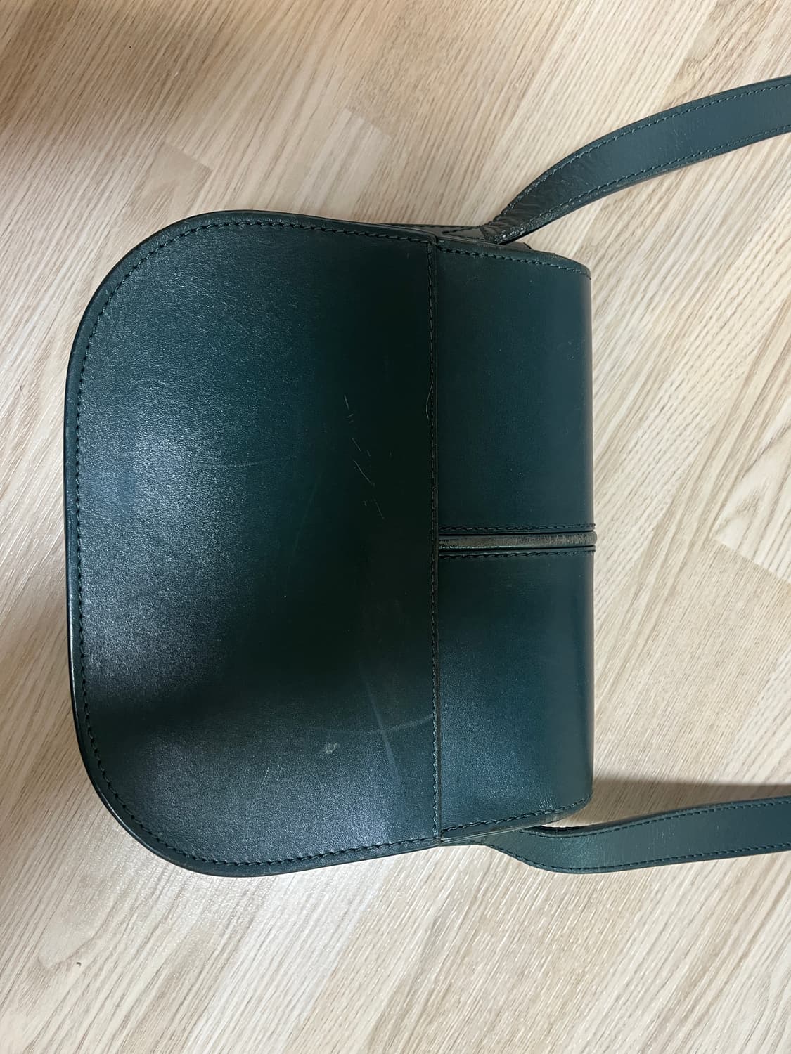 A.P.C. 아페쎄 베티백 그린 스몰 상품이미지2