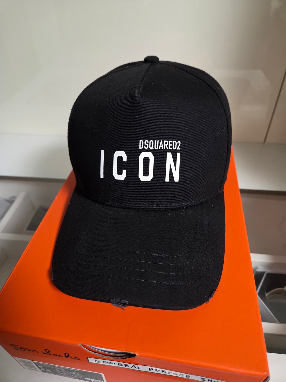 디스퀘어드 ICON 로고 프린티드 볼캡 블랙 상품이미지1