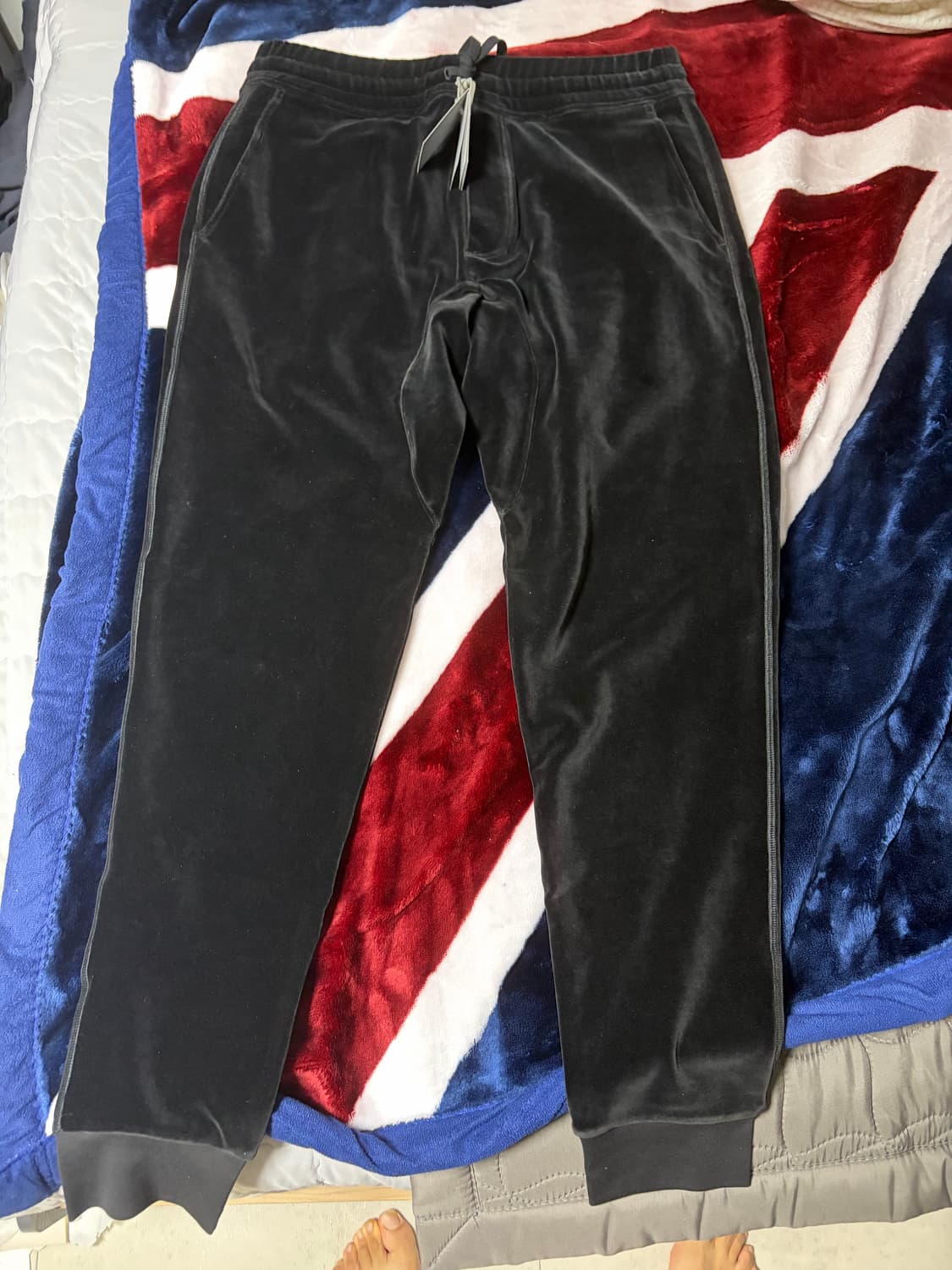 톰포드 벨루어 트레이닝 셋업 상품이미지3