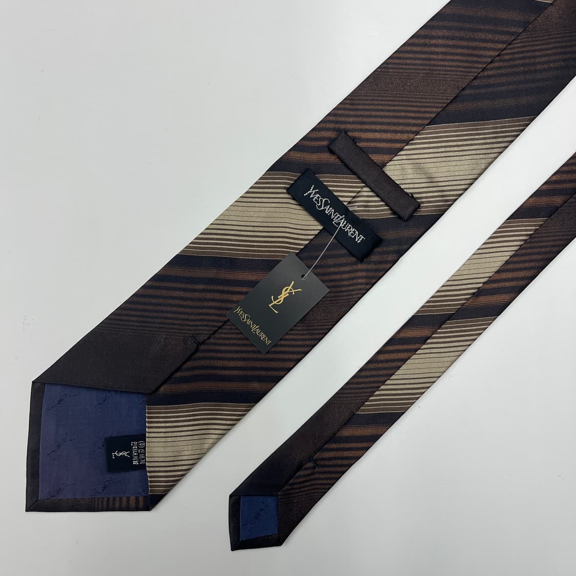 정품 명품 입생로랑 넥타이 9.7cm 다크브라운 사선 상품이미지4