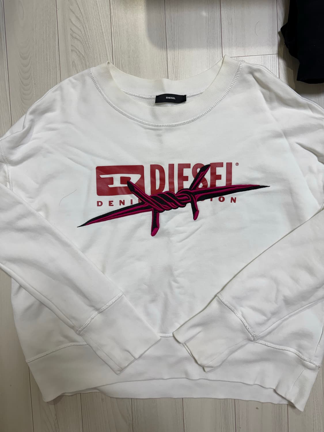 디젤 맨투맨 상품이미지1