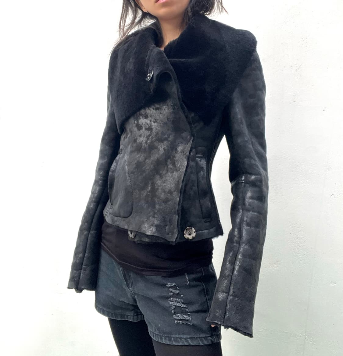 Asymmetric 하이넥 드레이핑 무스탕 상품이미지6