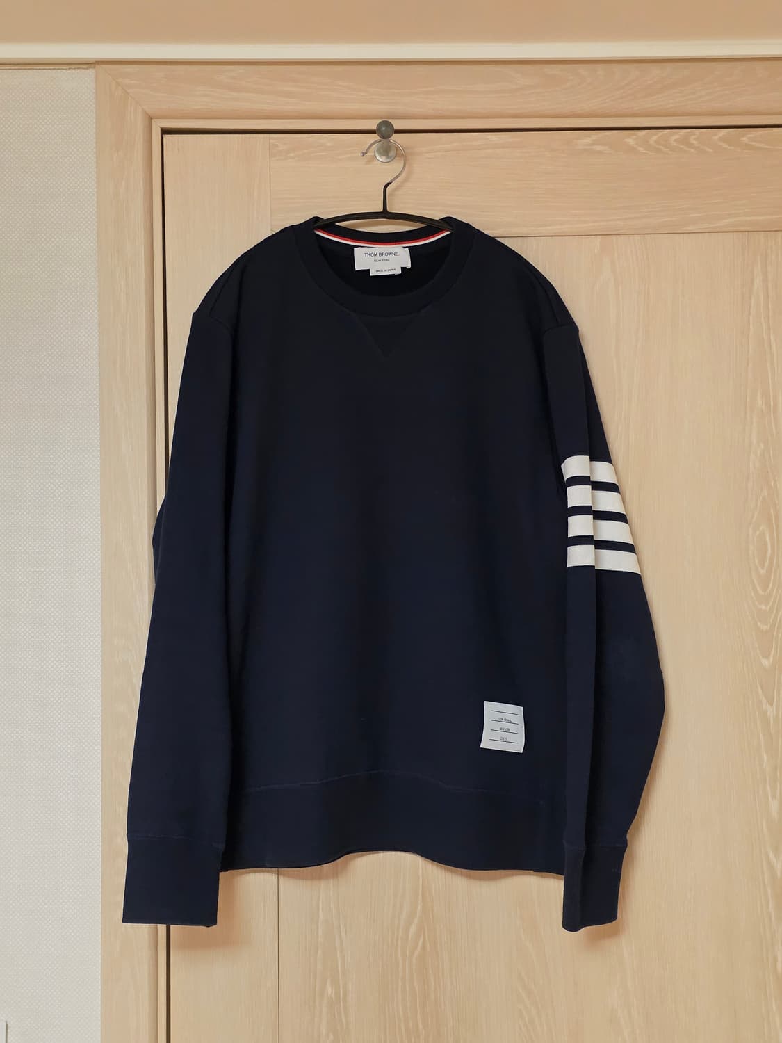 [구매1달] 25FW 톰브라운 엔지니어드 맨투맨 네이비 5사이즈 상품이미지2