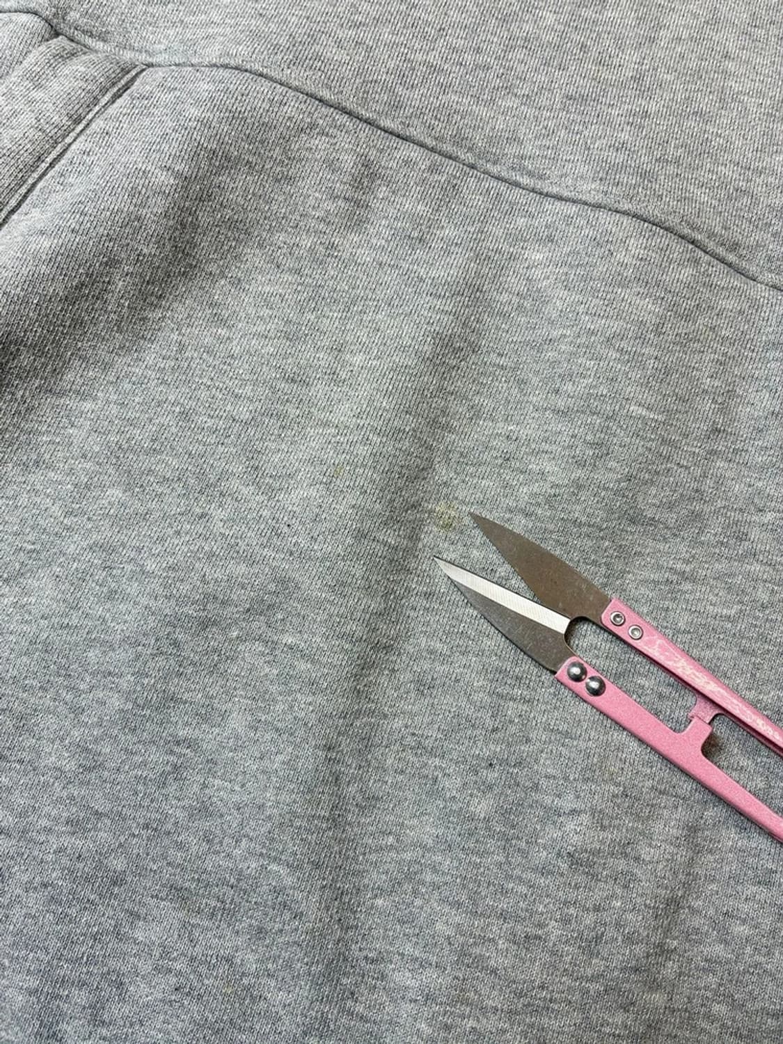 cp컴퍼니 시그니처 렌즈 로고 후드티 PN7401 상품이미지5