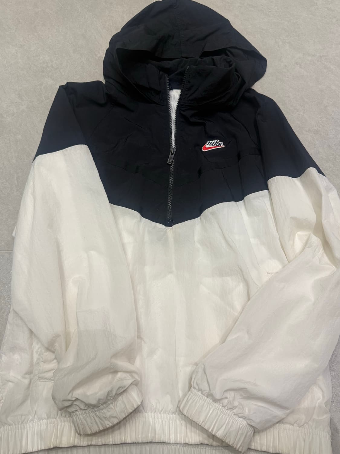 나이키 반집업 바람막이 M 상품이미지1