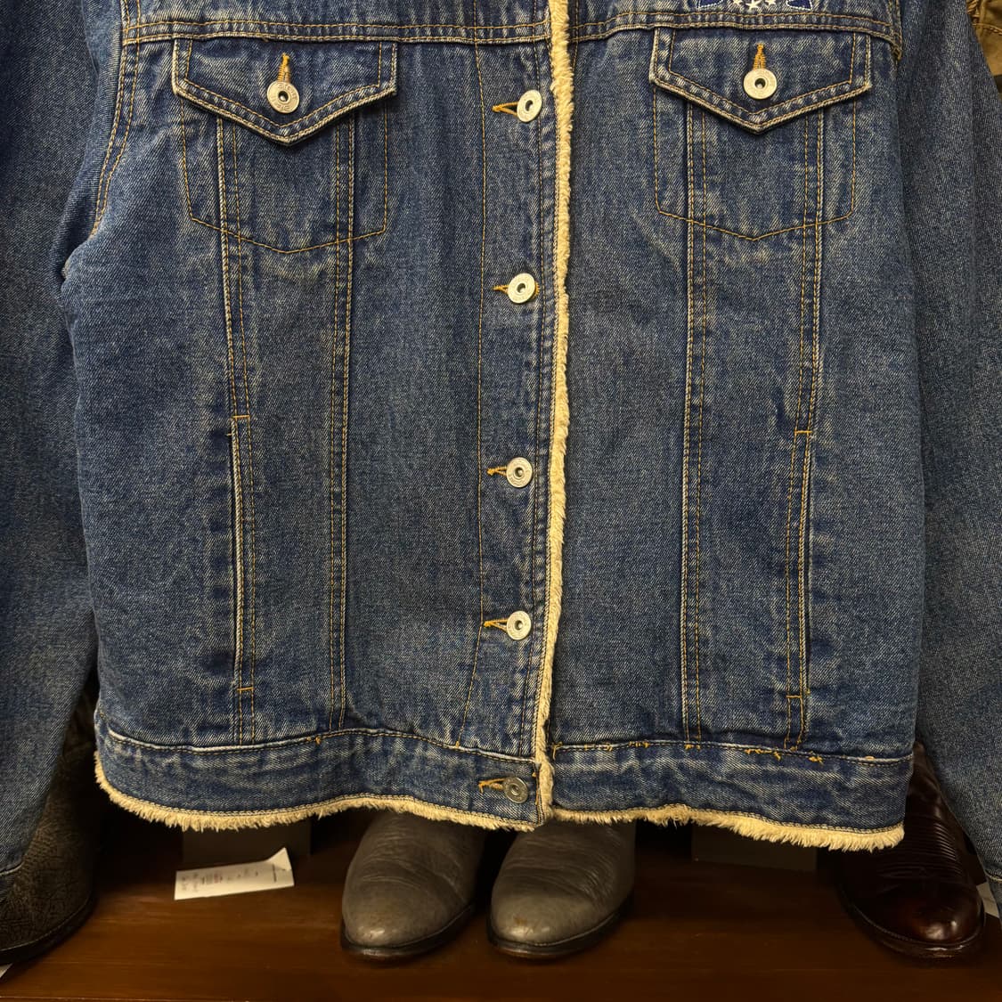 00s DISNEY 디즈니 곰돌이 푸 이요르 빅 로고 쉐르파 자켓 상품이미지4