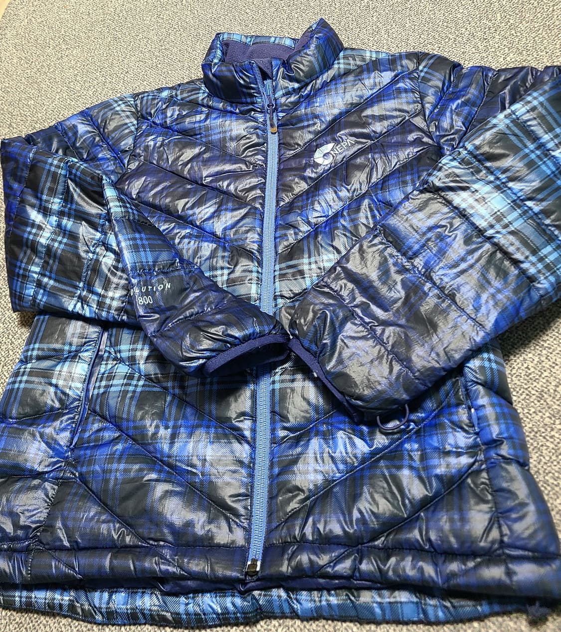 네파 여성 경량 구스다운 800 숏  패딩 95 정사이즈 85-90 상품이미지1