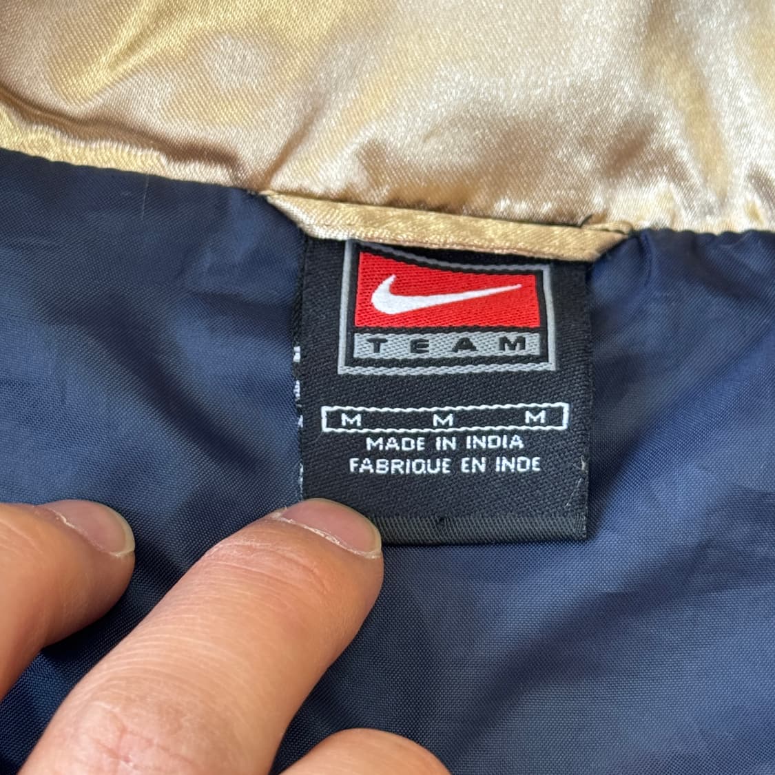 나이키 01-02 바르셀로나 빈티지 금장 바람막이 M(105) 상품이미지5