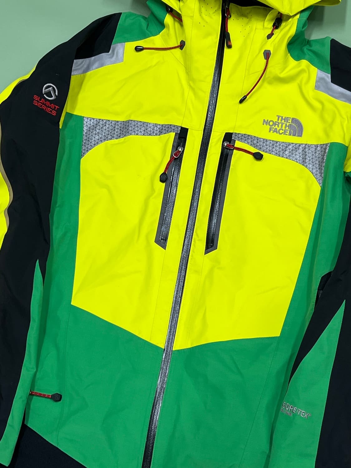 (100)  노스페이스 서밋시리즈 고어택스 프로쉘 바람막이 등산 자켓 상품이미지3