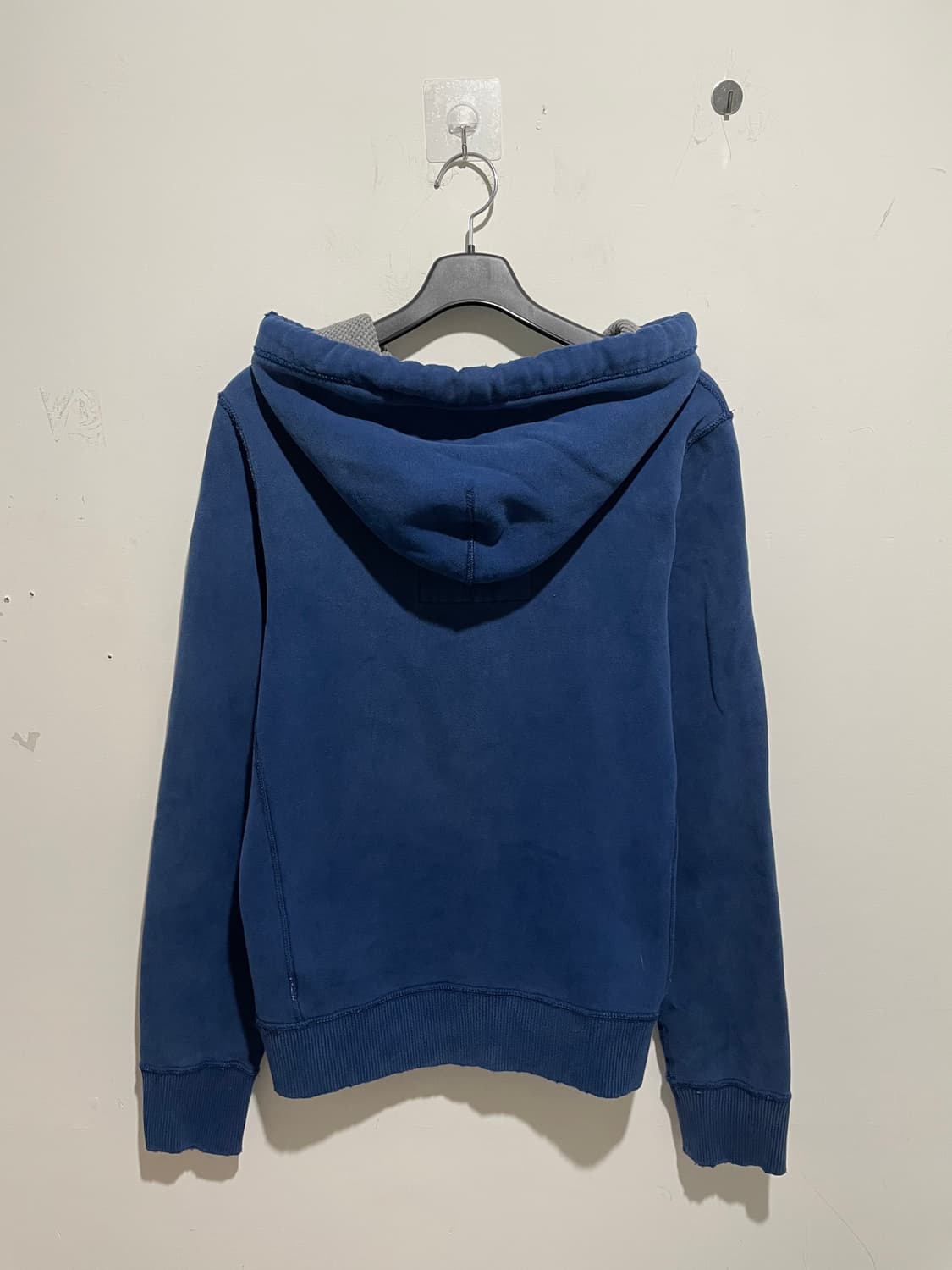 아베크롬비 후드티 블루 상품이미지3