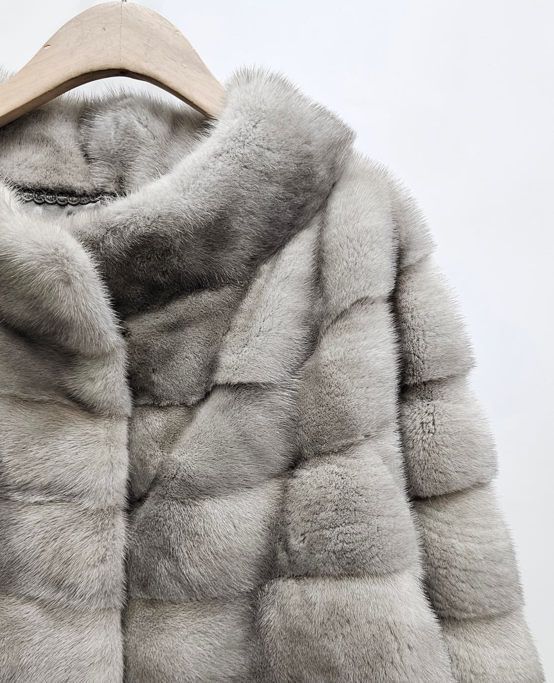 DS FURS 디에스퍼 휘메일 밍크 코트 / 여 94-100-165

 상품이미지3