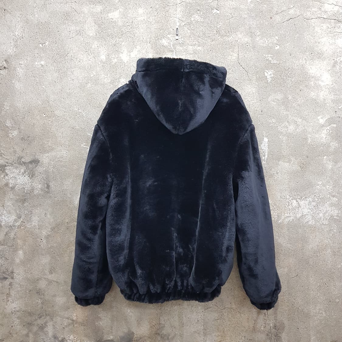 킹아카이브 퍼소재 후드자켓  2사이즈 상품이미지2