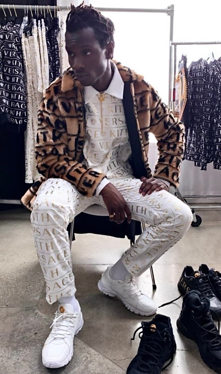 KITH x VERSACE 키스 베르사체 모노그램 나일론 트랙 팬츠 상품이미지10