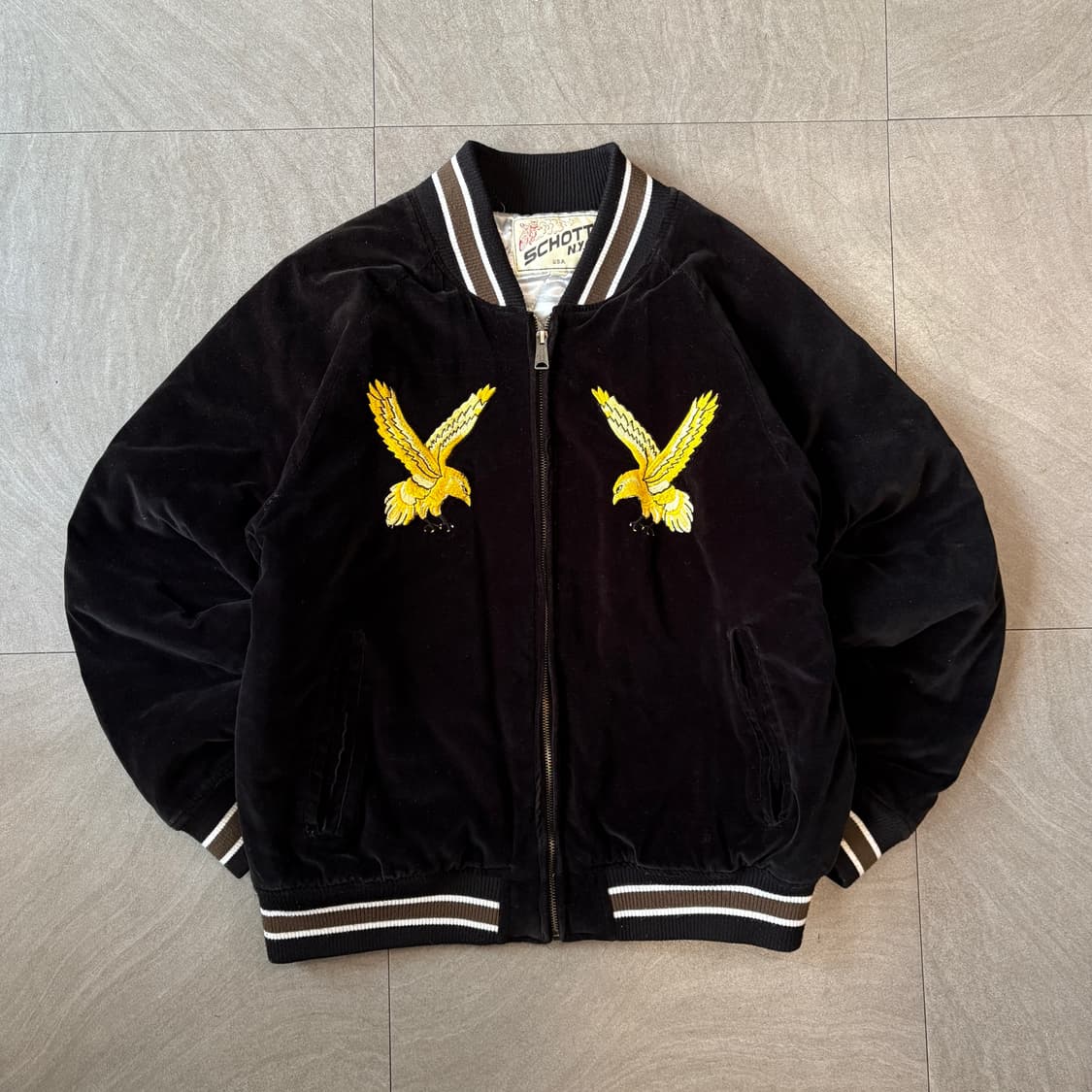 쇼트 NYC 수베니어 벨벳 스카잔 자켓 상품이미지1