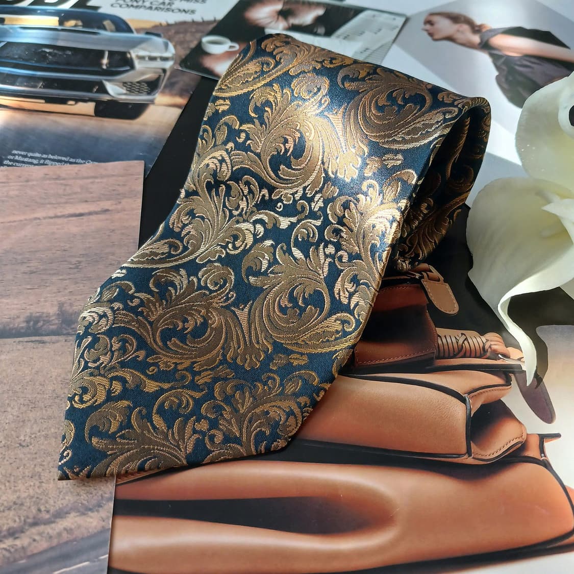 발렌시아가 실크 바로크 자카드 넥타이 9.6cm A+등급 A18871
 상품이미지2