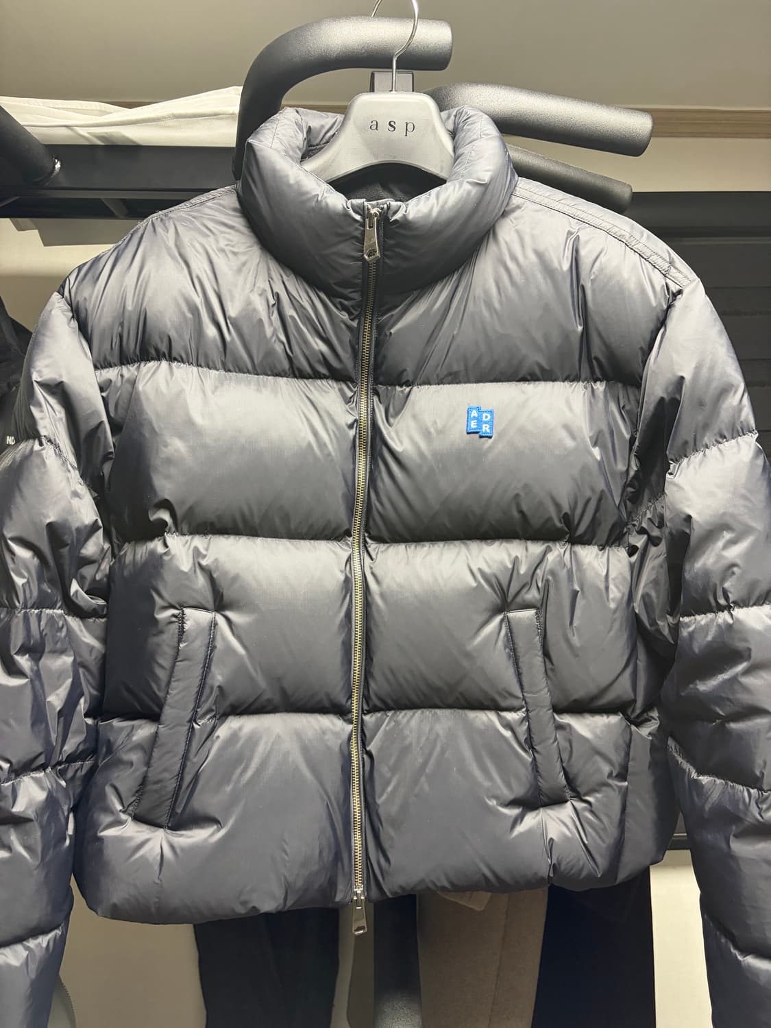 아더에러 패딩 M 상품이미지2