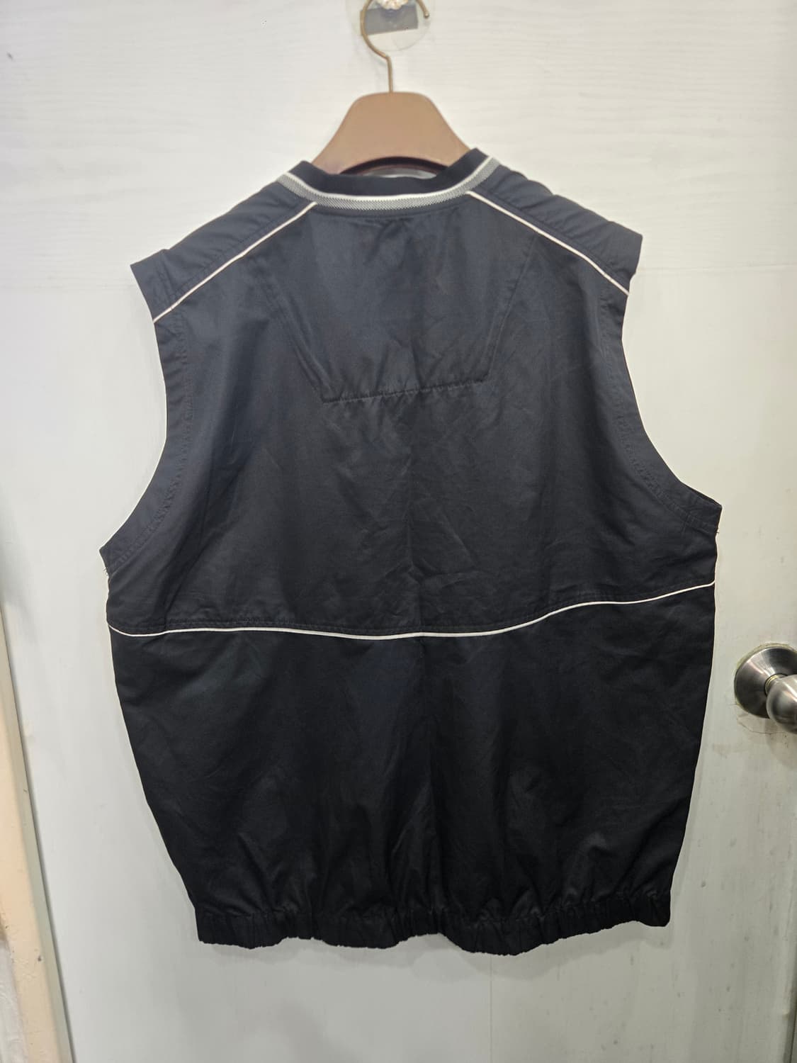 M,95 )) NIKE 나이키 브이넥 조끼! 주머니 지퍼 있습니다 ㅎㅎ 상품이미지3