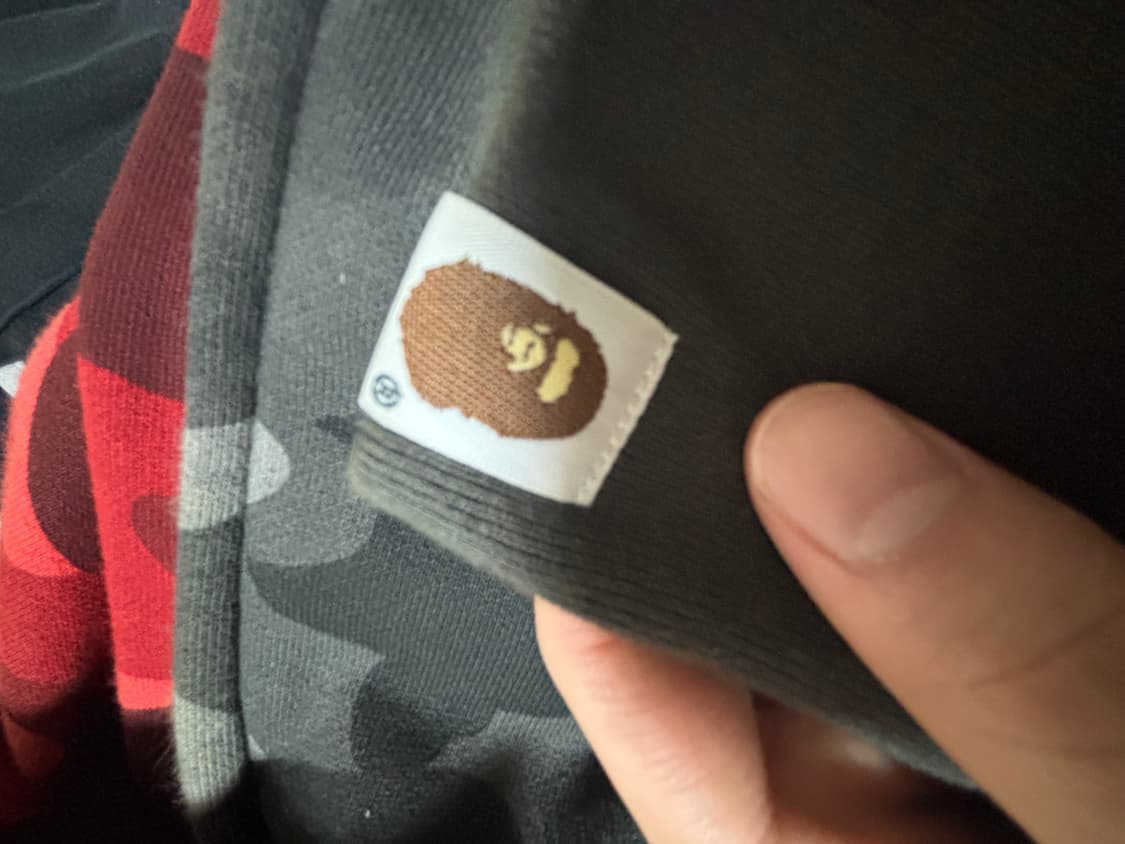 베이프 샤크 후드 레드블랙S 상품이미지5