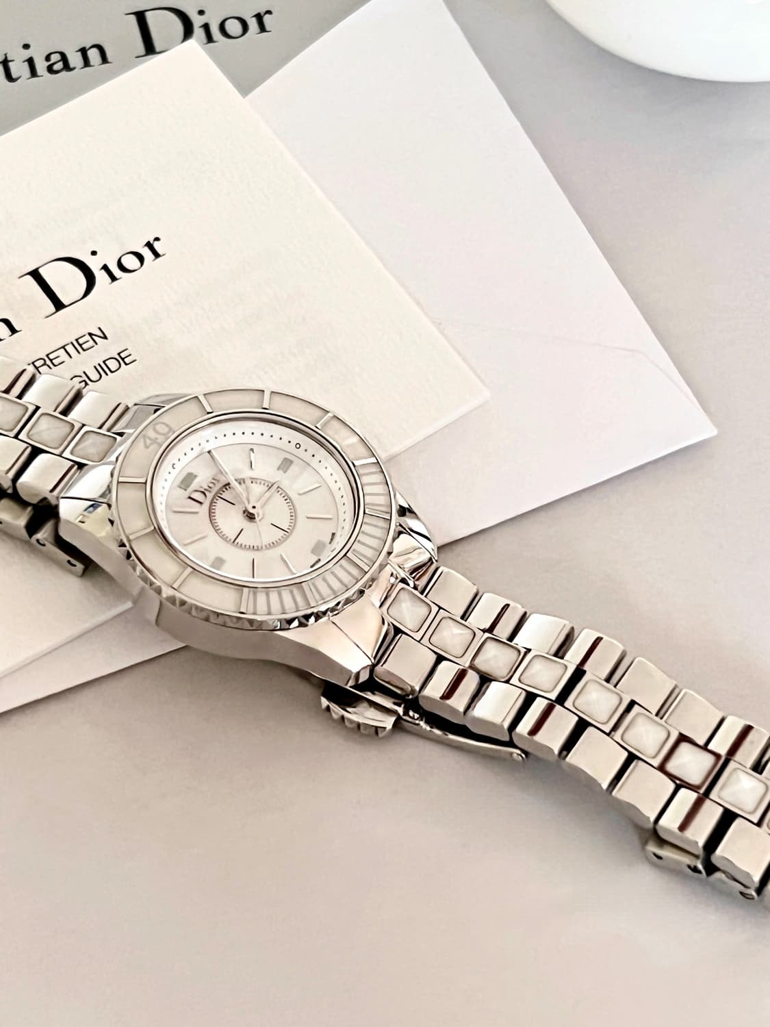Christian Dior 화이트 크리스탈 디올 여성 시계 상품이미지1
