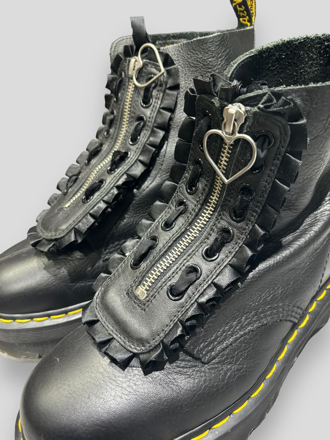 닥터마틴 블랙 9홀 부츠 상품이미지5